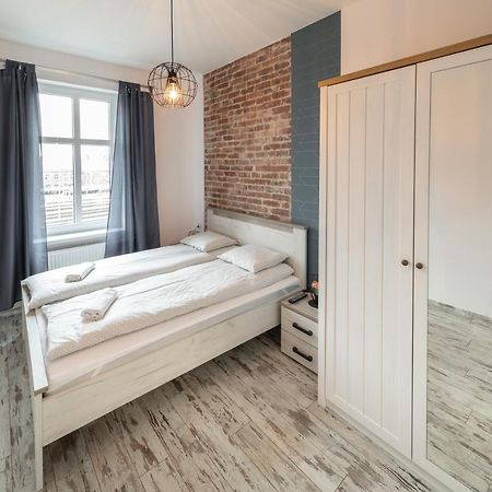 Around The World Vision Apartment - Centrum Oppeln Exterior foto