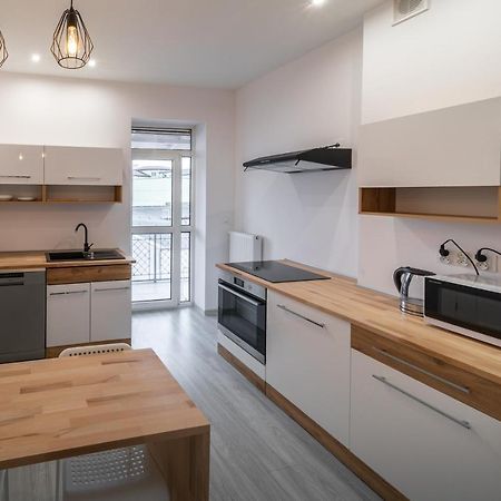 Around The World Vision Apartment - Centrum Oppeln Exterior foto