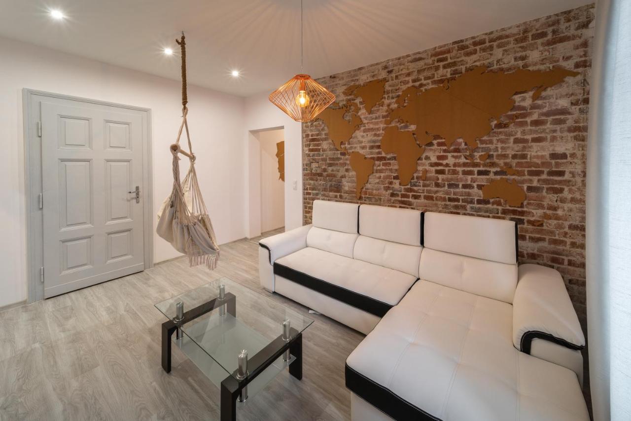 Around The World Vision Apartment - Centrum Oppeln Exterior foto
